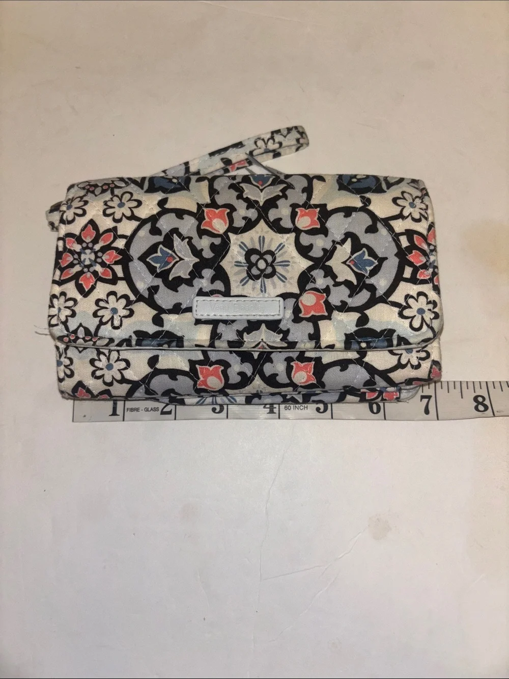 VERA BRADLEY…CANVAS WRISTLET/WALLET LOTS OF GRAYS LIGHT BLUE BLACK PINK BEIGE
